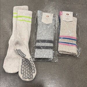 Tavi Gray and Green Women's Socks